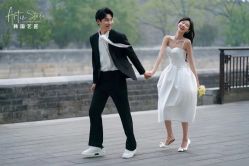 点击看大图 -GRACE KELLY婚纱与礼服(北京店)