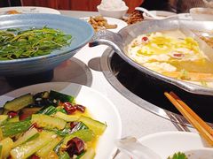 -渝大龙重庆火锅(温泉月亮湾店)