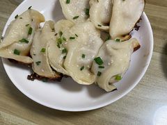 -胡记锅贴·沪上游子老鸭粉丝汤(太原路店)