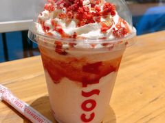 草莓优格酷乐冰-COSTA COFFEE(常熟路店)