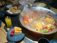 -湊湊火锅·茶憩(上海合生汇店)