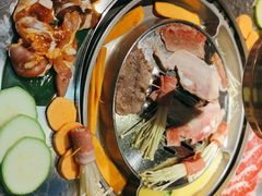 -哈哈碳都·牛肋条无限自助烤肉(台江万达店)