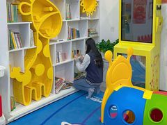 -蓝旗游泳·青训·亲子水域中心(方庄中心)