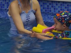 -Swim斯卫姆国际儿童游泳中心(红博中央公园店)