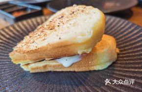 Bread Ice Cream