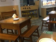 -邻家小馆(银都店)