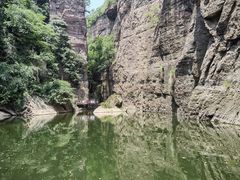 -龙潭大峡谷