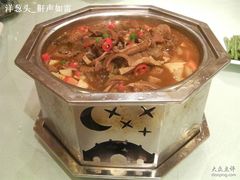 牛三鲜-八珍饺子·烤鸭·家常菜
