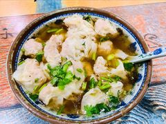 招牌野馄炖-老谢野馄饨(延安路店)