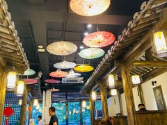 大堂-聚汇三少·龙虾·中餐厅(莫邪路新天地店)