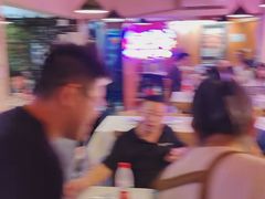 -海盗船. 龙虾烧烤. 酒馆