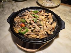 -梁家大院•农家菜(昆山会展中心店)