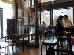 -星巴克(杭州银泰城西一店)
