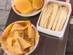 -肖婷姐大铁锅重庆火锅(南湖店)