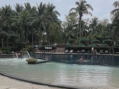 -三亚湾海居铂尔曼度假酒店