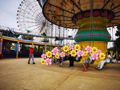 -七彩云南欢乐世界