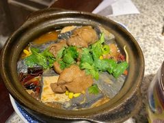 臭豆腐肥肠煲-小菜园新徽菜(无锡人民路红豆店)