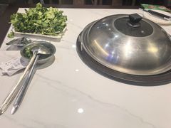 -咱屯子铁锅炖直营店(保利店)