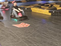 -极限PLAY运动娱乐新世界·团建派对潮玩休闲馆·室内蹦极高空游乐园