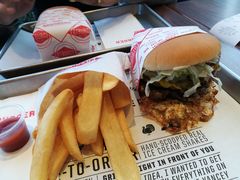 -FATBURGER 特富客汉堡(外交公寓店)