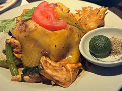 -大头虾越式风味餐厅(光明广场店)