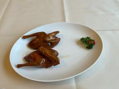 玻璃脆皮乳鸽-利苑酒家(金宝店)