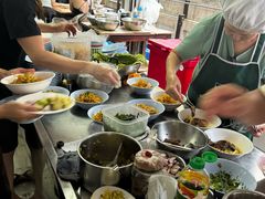 -Khao Soi Mae Manee