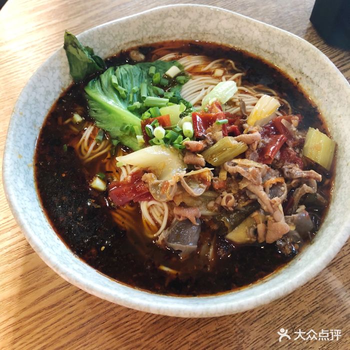 渝舍重庆面·串串料理(东兰路店)泡椒鸡杂面图片 第11张