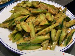 拍黄瓜-煎饼卷大葱