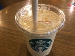 -星巴克(武汉奥山世纪城店)