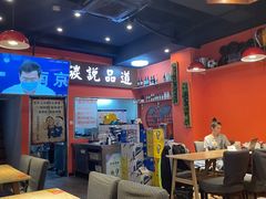 大堂-西街夜油条·麻团包乌饭