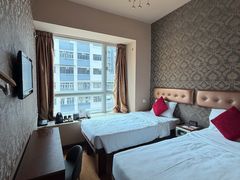 -香港华美达海景酒店