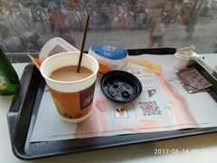 -麦当劳(虹梅路地铁站店)
