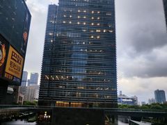-上海世纪汇广场