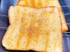 炼乳面包-宝记烧烤·碳锅羊肉·羊蝎子火锅·夜食社(文体路创始店)