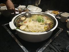 -严厨老坛酸菜鱼(吴江万宝店)