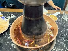 -楼外楼大刀肉传统火锅居(幸福街店)