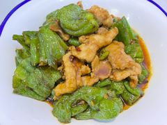 -雪乡人家东北菜·铁锅炖一切(高斯路店)