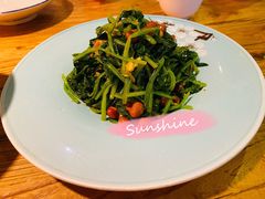 果仁菠菜-吕氏疙瘩汤·私家菜馆(慈云寺店)