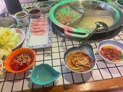-山悦里 山野·鲜火锅(罗斯福广场店)