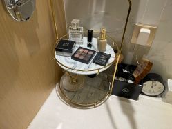 -香港倾城国际·美容美体中心