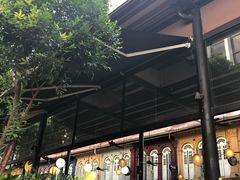 -詹爷爷乌节路街头冰淇淋