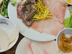 -桥香园云南过桥米线(金马碧鸡店)