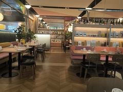 -芭莉与彩虹西餐厅(成都合生汇店)