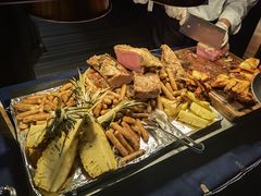 -唐拉雅秀酒店-西锦汇空中BBQ·思创餐厅
