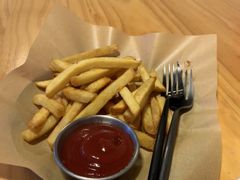 -J Create城市露营咖啡·简餐·宠物(上海动物园店)