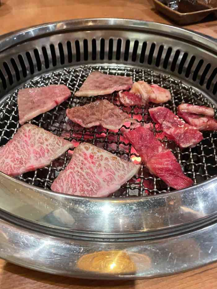 万福日式炭火烧肉(万象城店)-"吃烧烤,去吗?不假思索,去呀[微笑][微.