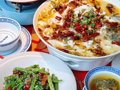 -禄鼎记·排队俩小时都要吃的酸菜鱼(石牌桥店)