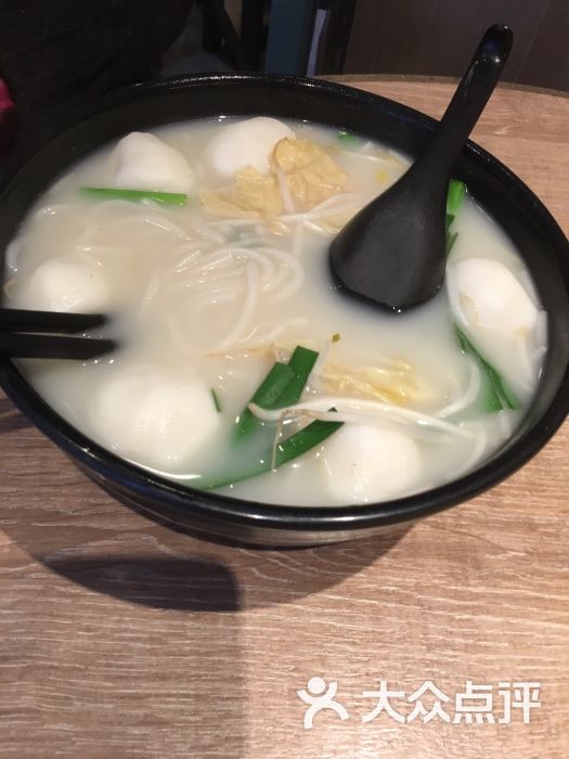 谭仔三哥米线图片 - 第1张