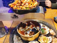 -鑫釜山海鲜烧烤(鑫丰国际店)